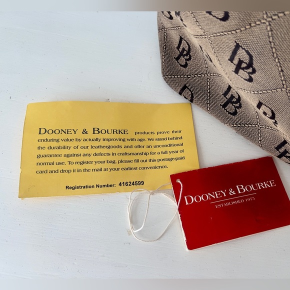 Authentic Dooney & Bourke Bag - Picture 4 of 5